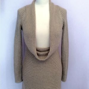 Beautiful Italian Knit Sweater by Luisa Cerano in Taupe/ tan and gold Size 10.